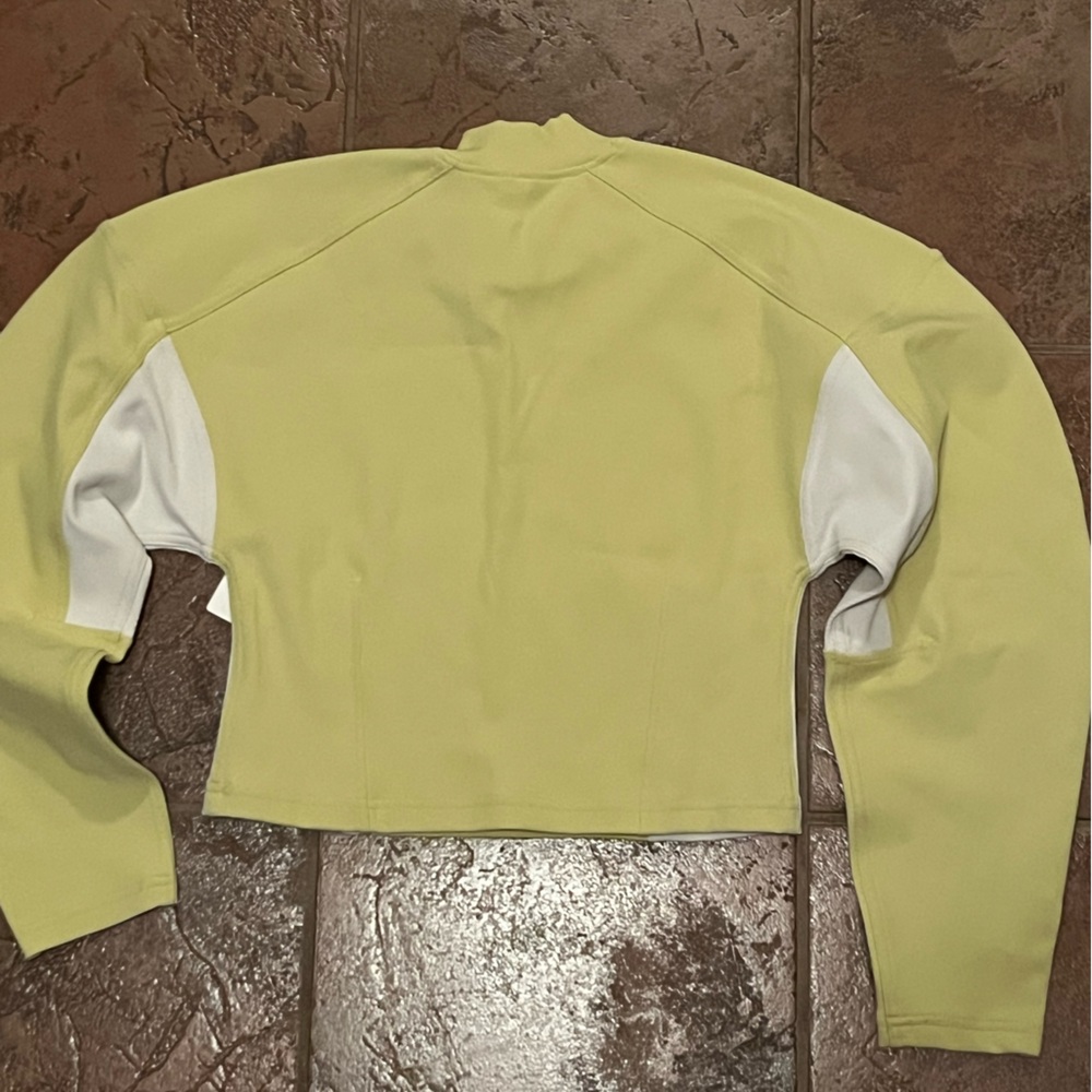 NWT Lululemon Ribbed Sweater - Picture 6 of 6
